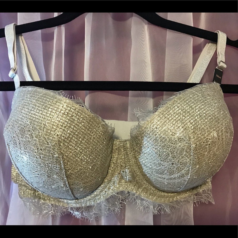 Victoria’s Secret Dream Angels Demi Bra